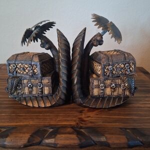Tropical Palm Trunk Treasure Chest Bookends - Antiqued Bronze Finish